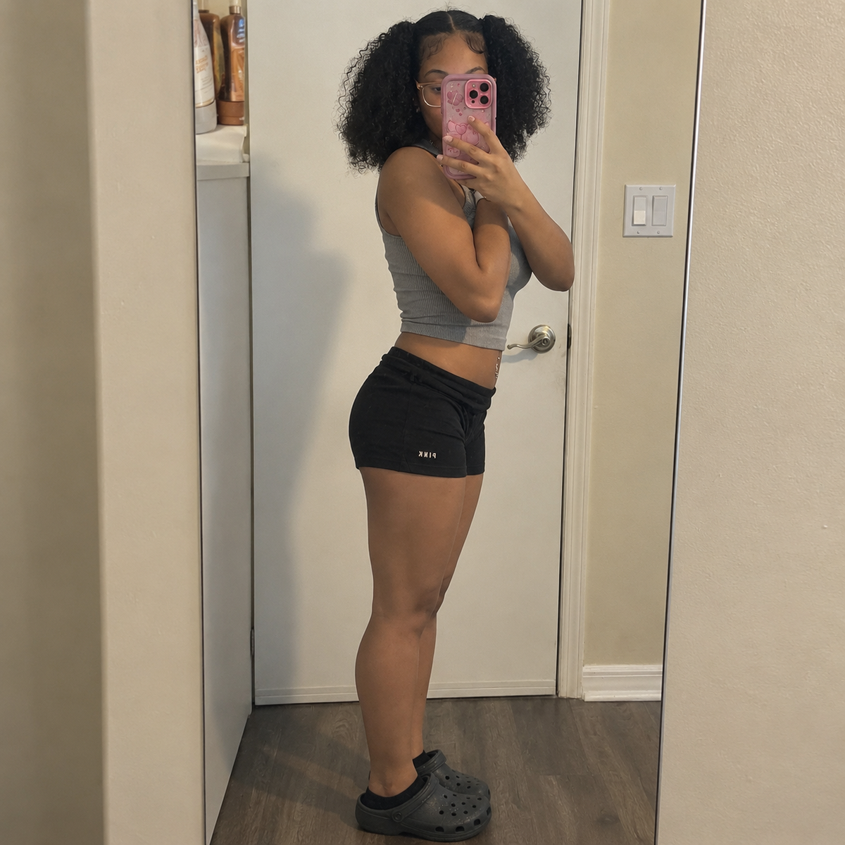 Zuri N